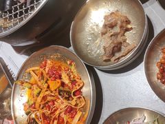 -草家酱蟹炭火烤肉店(珲春南路一店)