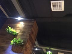 -铁胖子口碑长沙菜·龙虾烧烤(赤岗社区店)