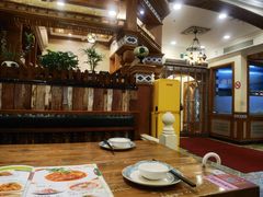 大堂-清真·玛丽亚新疆菜主题餐厅(浙江中路店)