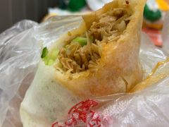 -老王芙蓉蛋卷饼(万达店)