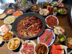 -萍姐火锅·公路夜市(武汉首店)