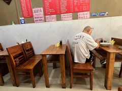 -上海特色小笼店(铁岭路90弄小区店)