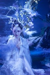 -九月鹰飞汉服摄影工作室