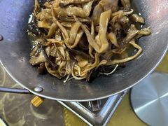 干锅三菌-涵家味土菜馆·徽州一绝臭鳜鱼(三河古镇店)