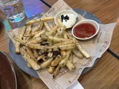 -MARU玛露音乐餐厅(大学路店)
