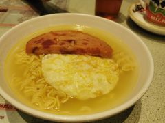 餐蛋即食面-世窗冰室(机场DFS店)
