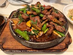 铁板金不换牛腱鹿茸菇-港丽餐厅(高德置地店)