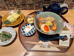 -啢啢茶寮(芳华横街店)