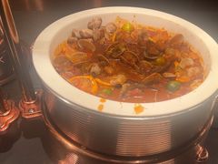 -牛YO寿喜烧·铁板烧和牛火锅自助(市府恒隆店)