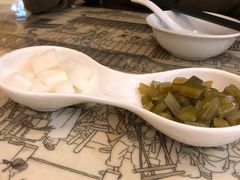 -十二饭点·川菜(北站圆融店)