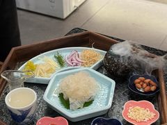 -得意咚瓜·顺德鱼生·冬瓜火锅(深圳首店)