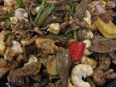 -标记美食新鲜猪杂(兴南大道店)