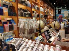 -西西弗书店&矢量咖啡(凯德晶萃广场店)