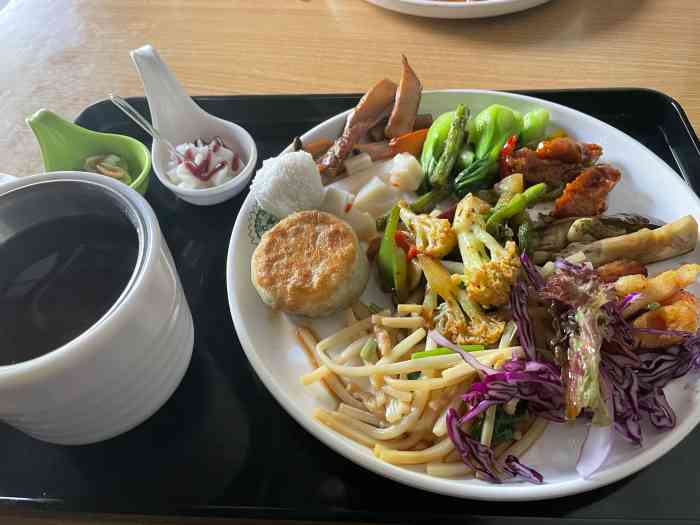 素虎(前门店)-"前门附近挺难得一平价自助,素食.没啥太多.