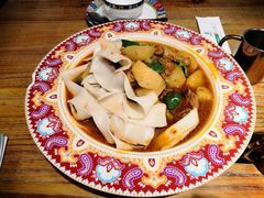 沙湾大盘鸡-塔哈尔·新疆盛宴(城西银泰店)