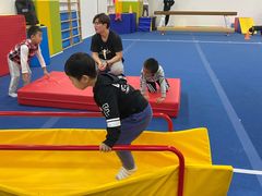 -蜩动儿童运动成长馆(恒生万鹂广场店)