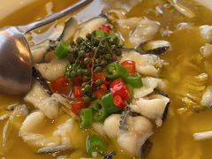 -川流不息·地道川菜·小龙虾(松东路店)