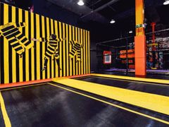 -Tenker Club弹刻极限主题公园 · 蹦床 · 团建 · 生日派对(大关店)