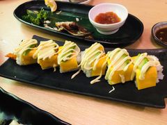 -万岁料理回转寿司(华贸店)