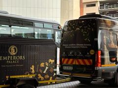 -奥利弗·雷金纳德·坦博国际机场