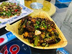 乡村特色排骨-聚八方土菜馆(余松路店)