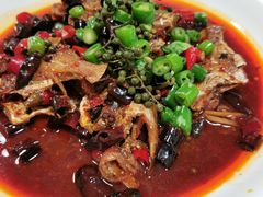 干烧耗儿鱼-洪霞餐馆