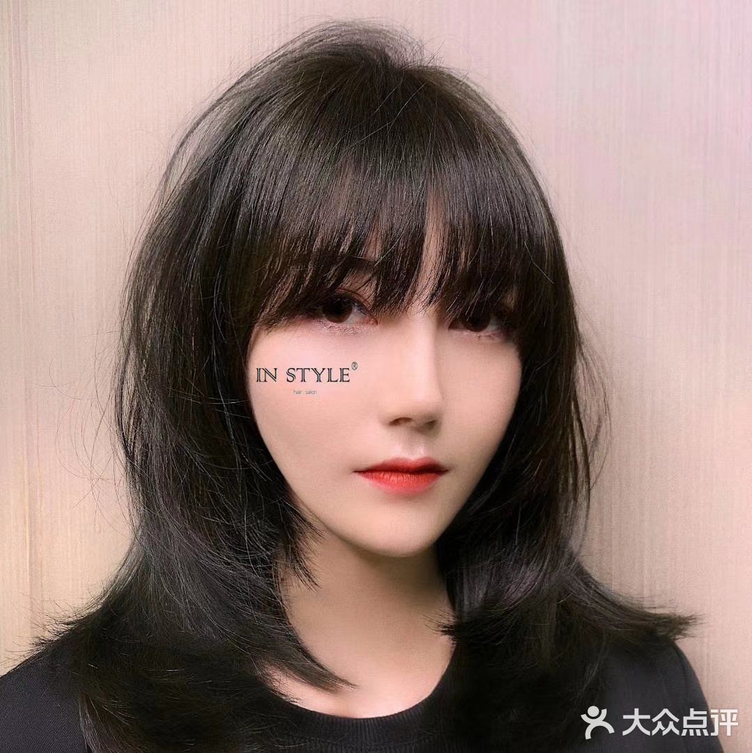这样的锁骨发 冷色系 修饰脸型的刘海才高级