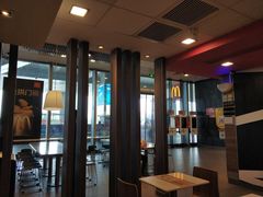 -麦当劳(南京南站站外店)