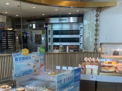 -Yearn Tours妍图(昆山万象汇店)