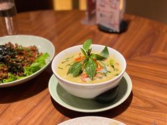 椰汁青咖喱鸡-mango tree芒果树泰国餐厅(青岛万象城店)