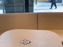 -奈雪的茶(青岛卓悦里INTOWN店)