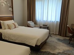 -广东大厦酒店(广州北京路步行街纪念堂地铁站店)