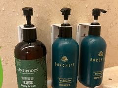 -深圳富苑皇冠假日套房酒店