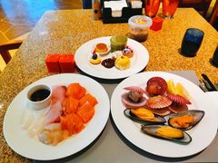 -两咖啡自助餐厅(静安香格里拉酒店)