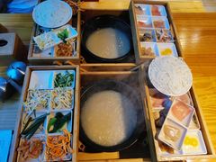 -勺子米线·云南传统小吃市集(四方街店)