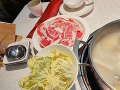 -三人行骨头王火锅(长寿店)