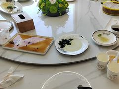 -七的湖·晚芳亭·阳澄湖农家菜·大闸蟹(莲花岛店)