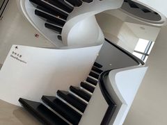 -瑰丽酒店·海吧·天际下午茶·现场DJ·天台酒吧