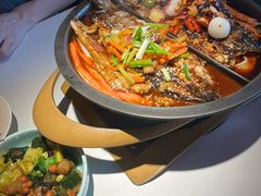 -鸣记脆皮烤鱼·海鲜烤鱼(三八广场店)