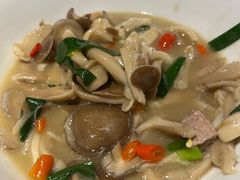 -湘阁里辣(沙井华润万家店)