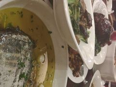 -山明水秀大饭店