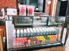 面包甜点陈列柜-原麦山丘(望京小街店)