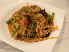 -江城燕子大排档(江汉路步行街店)