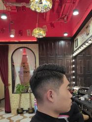 -东方先生国潮男士理发馆