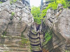 -梭布垭石林景区