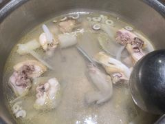 -大头椰·椰子鸡火锅(南宁万象城店)