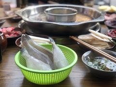 -周幺妹重庆老火锅(银泰城总店)