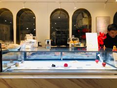 -Fridi Patisserie Cafe