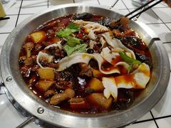 -晓彭肥肠鸡·泡椒鸡火锅(水木天地店)