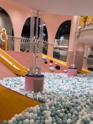 -奈尔宝家庭中心·亲子餐厅(鄞州万达店)